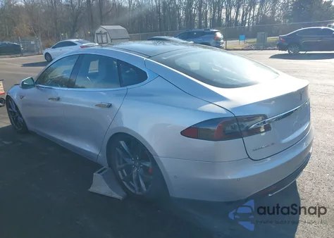 2015 Tesla Model S 70D/85D/P85D из США, поврежденный, VIN 5YJSA1H23FFP78479